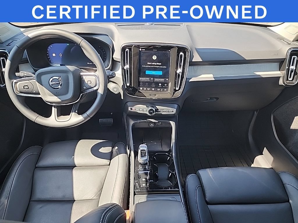 Certified 2026 Volvo XC40 B5 Plus AWD/4WD image 22
