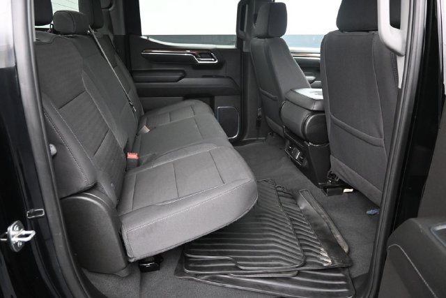 Used 2024 Chevrolet Silverado 1500 LT AWD/4WD image 20