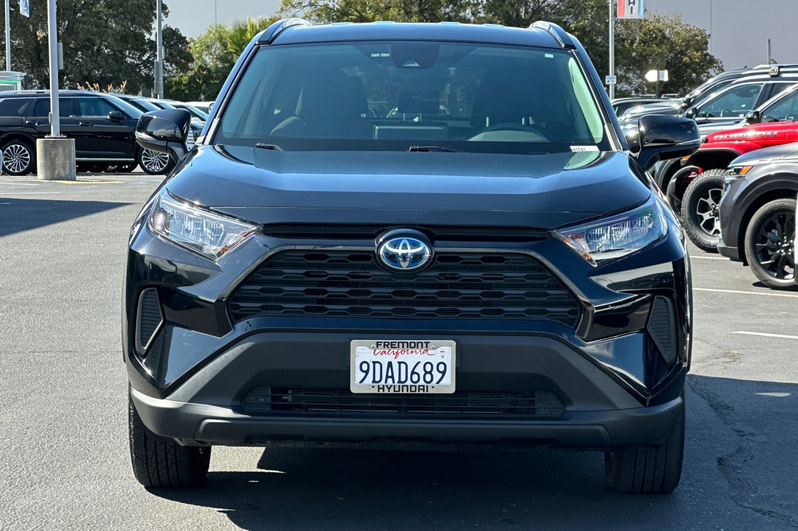 Used 2022 Toyota RAV4 LE image 8