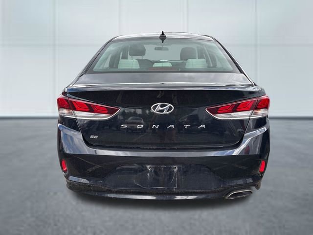 Used 2018 Hyundai Sonata SE FWD image 3
