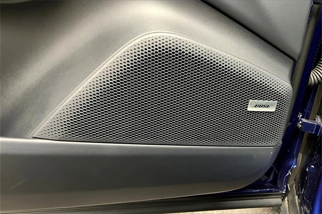 Certified 2024 Porsche Macan 4 Electric image 33