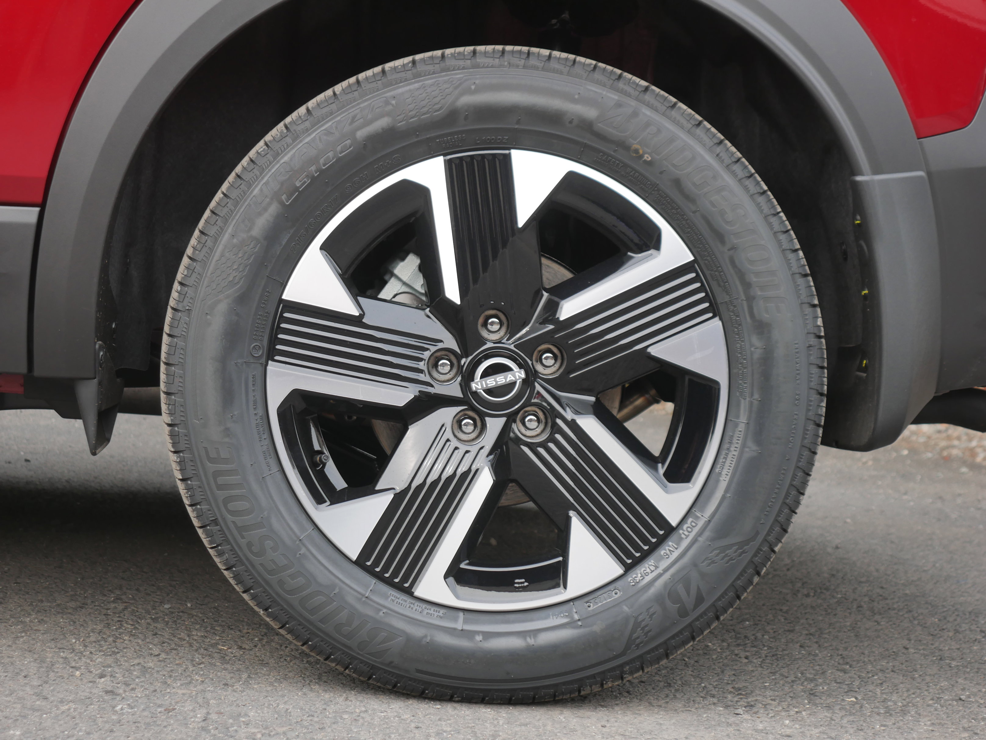 New 2026 Nissan Kicks SV w/ SV Premium Package image 15