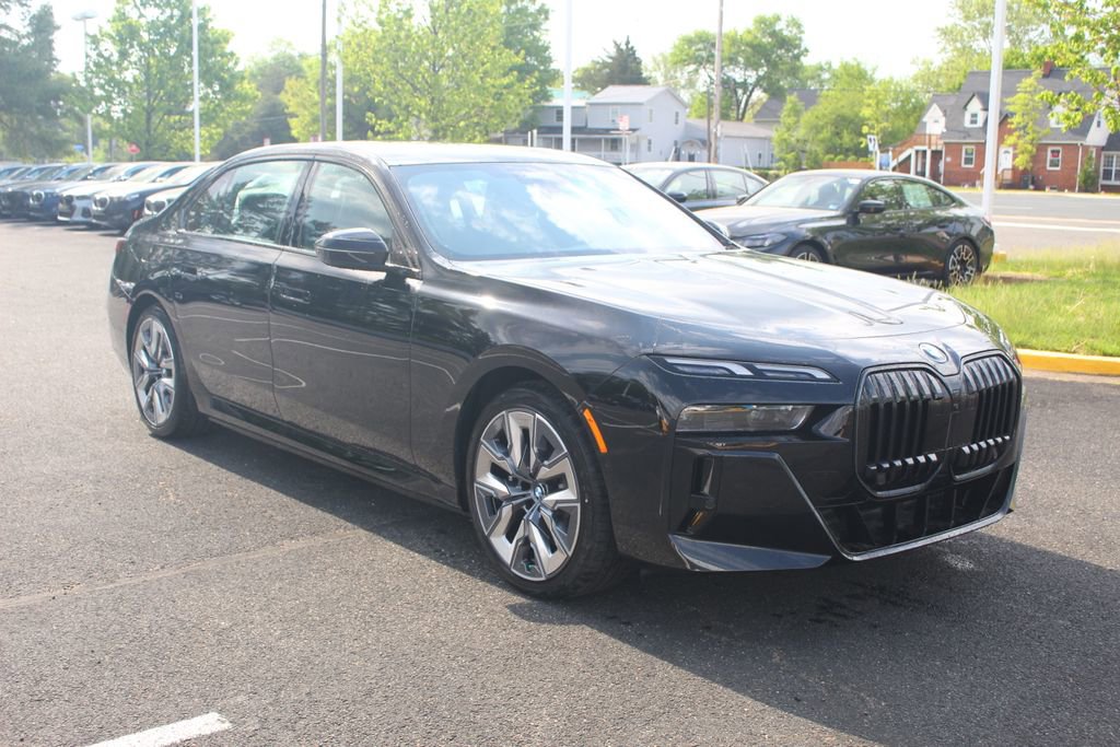 New 2026 BMW i7 xDrive60 w/ Premium Package AWD/4WD image 1