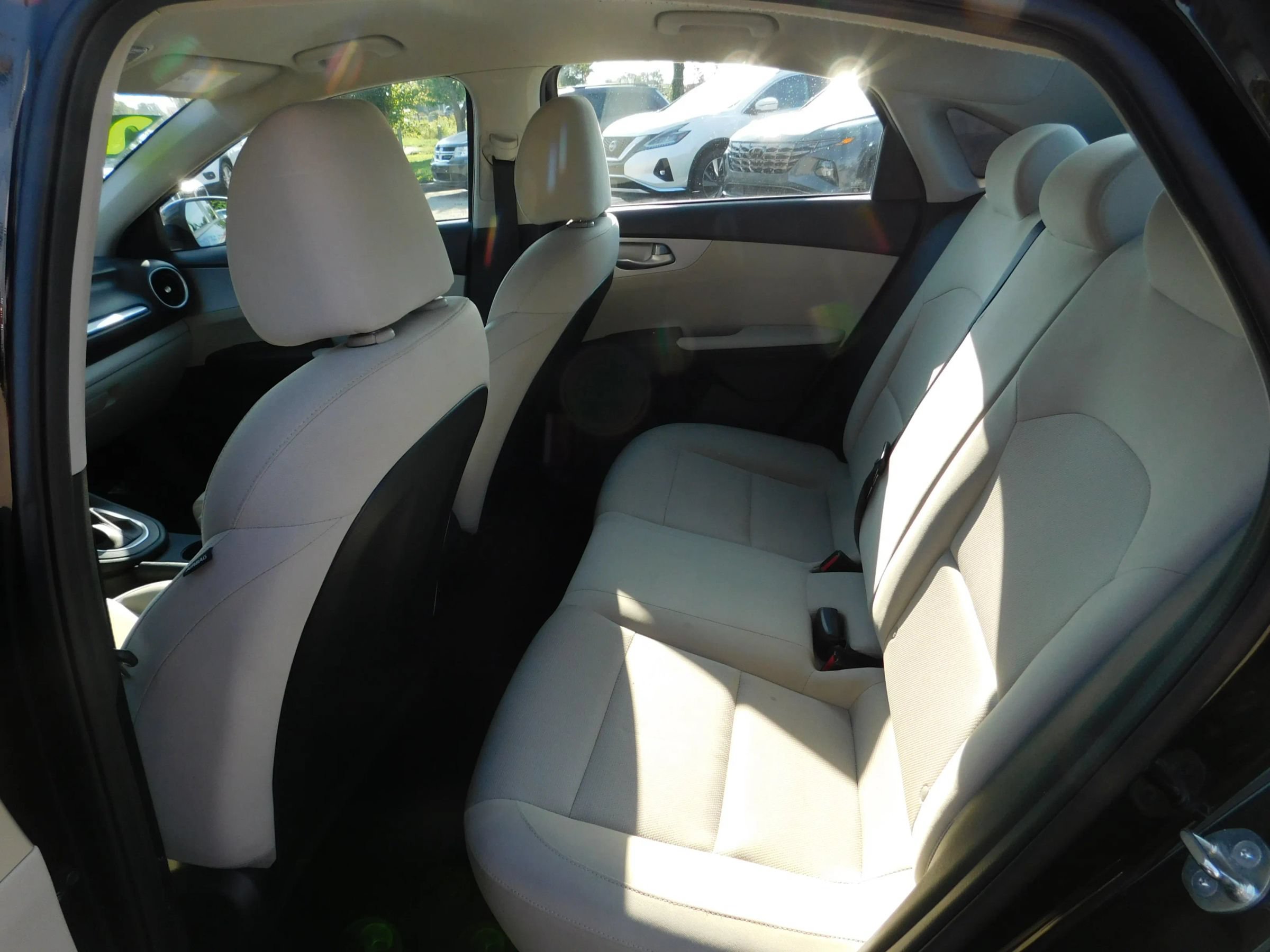Used 2023 Kia Forte LXS FWD image 11