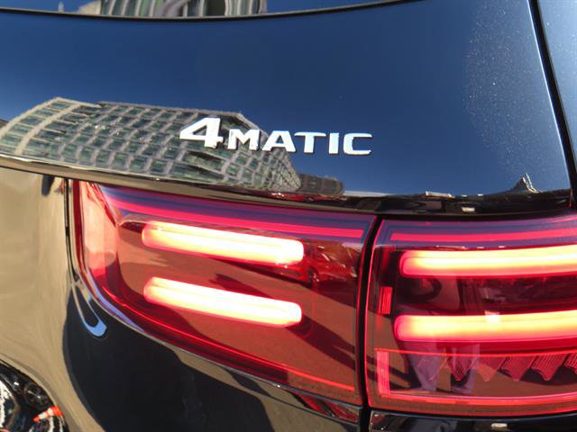Used 2025 Mercedes-Benz GLB 250 4MATIC image 28