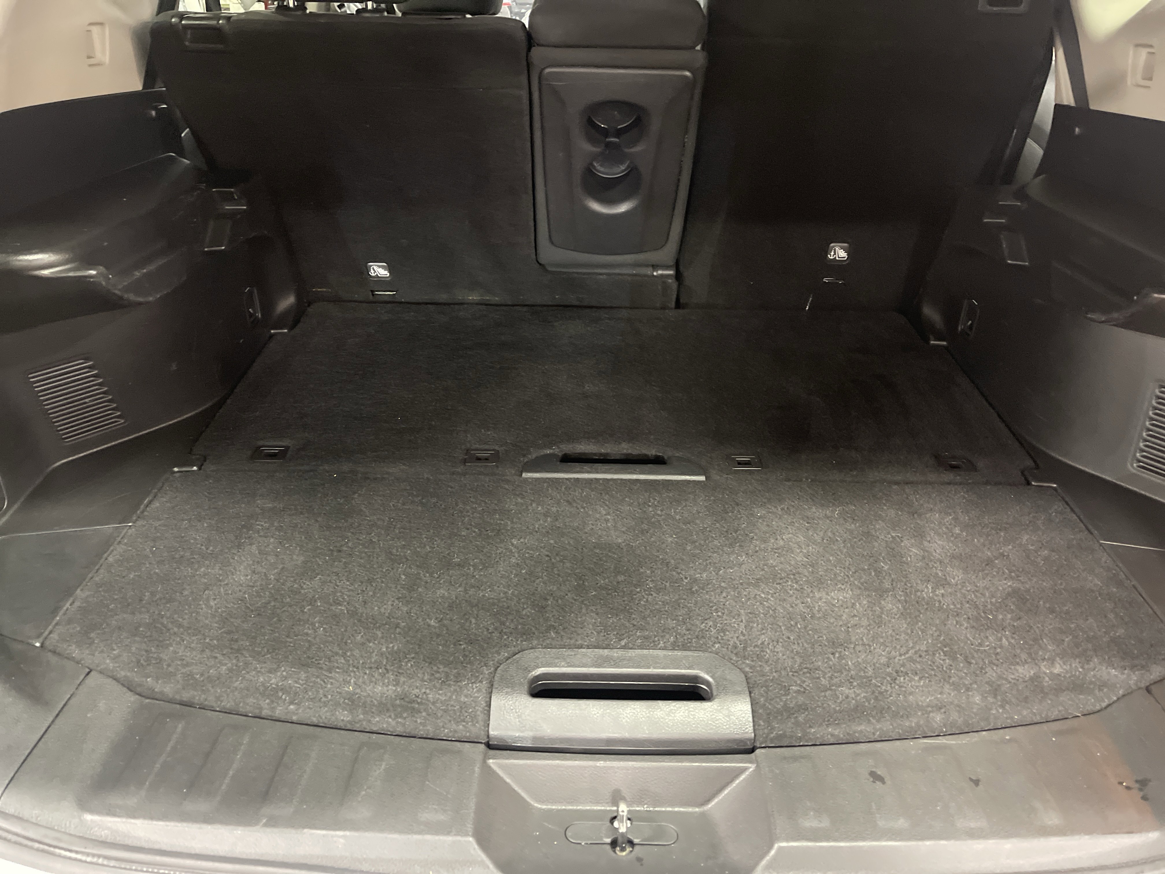 Used 2016 Nissan Rogue SV image 11