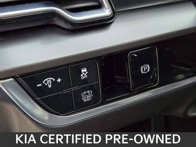 Certified 2023 Kia Sportage EX AWD/4WD image 19