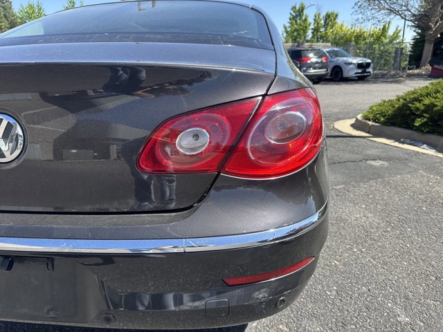 Used 2009 Volkswagen CC Luxury FWD image 6