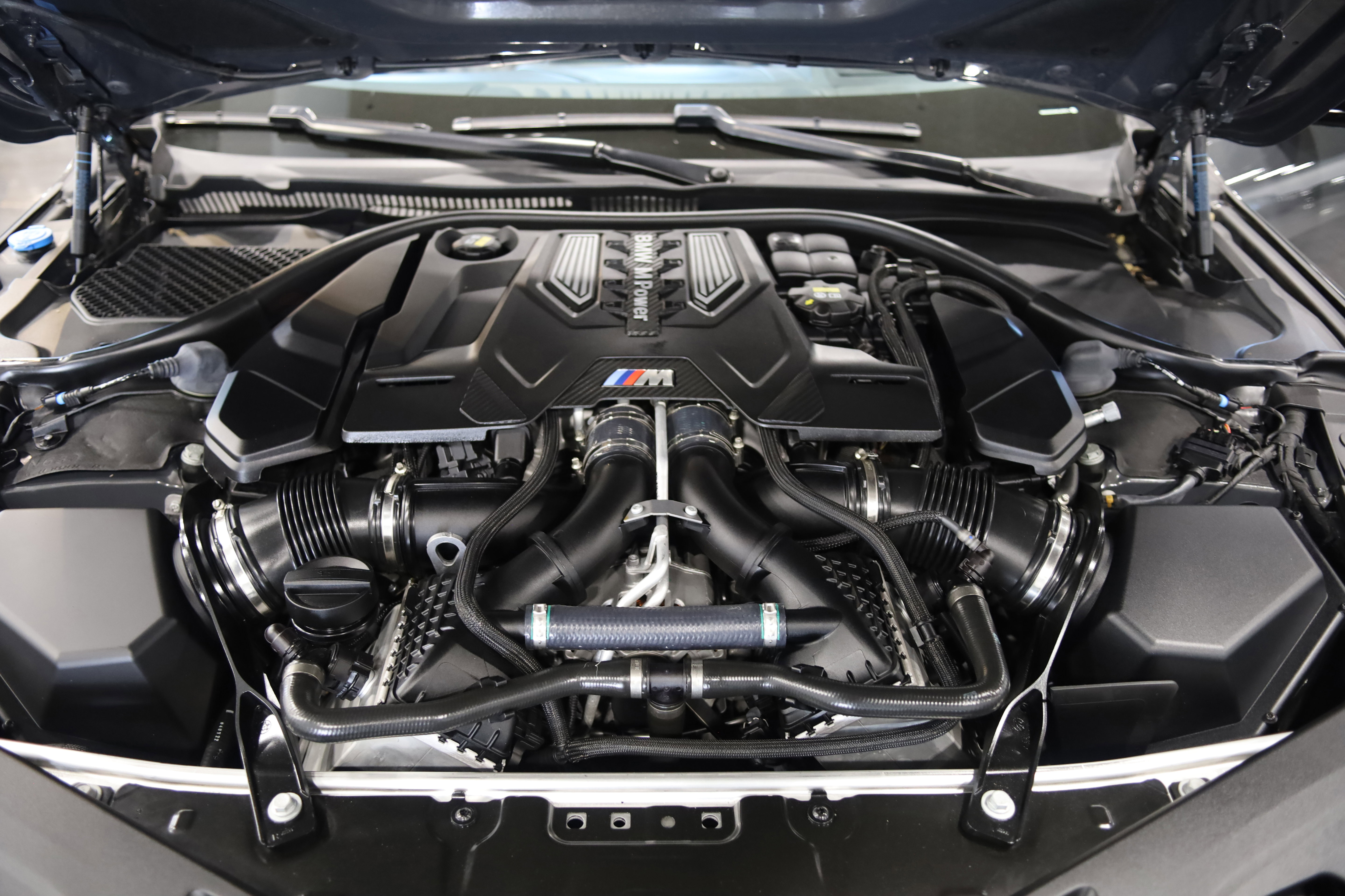 Used 2022 BMW M8 Competition w/ Driving Assistance Package image 38