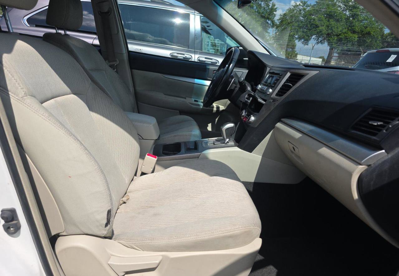 Used 2012 Subaru Outback 2.5i Premium w/ Popular Pkg 1B AWD/4WD image 8