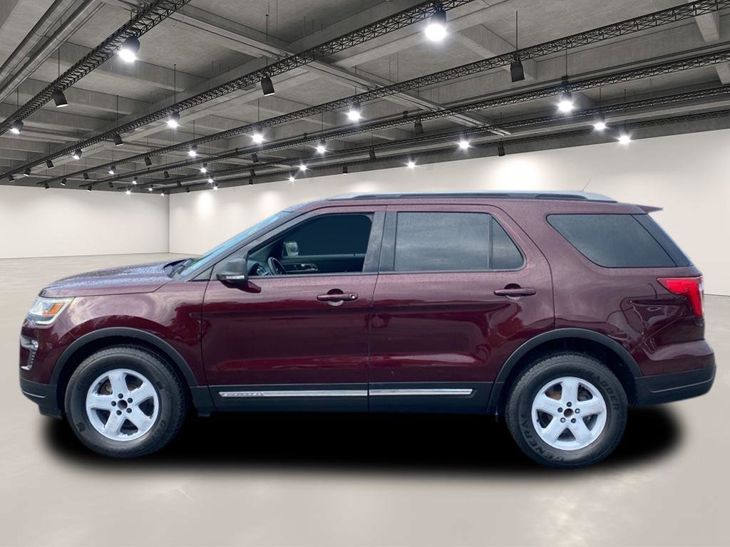 Used 2019 Ford Explorer XLT w/ Equipment Group 202A image 4