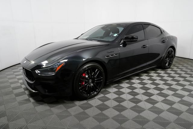Used 2023 Maserati Ghibli Modena RWD image 27