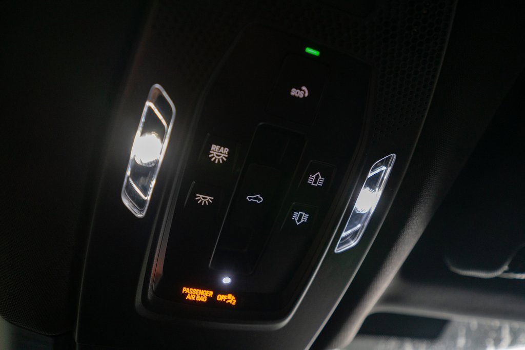 New 2025 Porsche Panamera 4 image 31