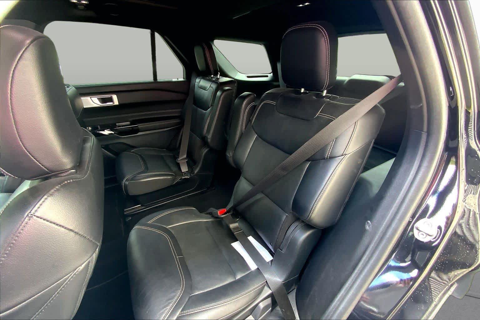 Used 2023 Ford Explorer ST w/ Equipment Group 401A AWD/4WD image 21