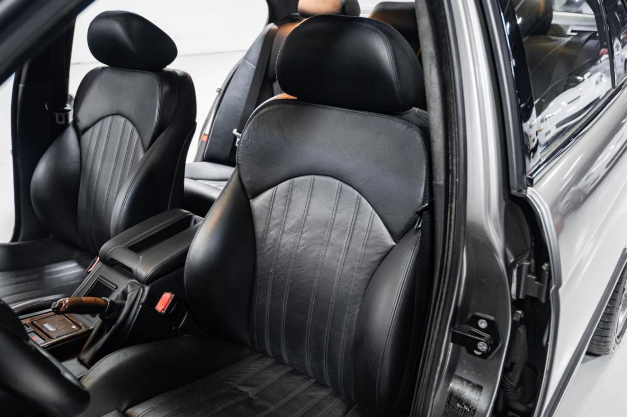 Used 2003 BMW M5 image 15