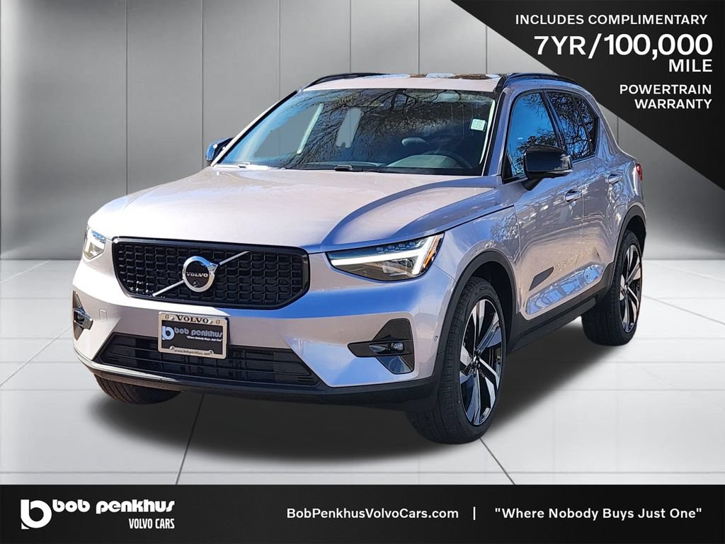 New 2026 Volvo XC40 B5 Plus w/ Protection Package Premier AWD/4WD image 23