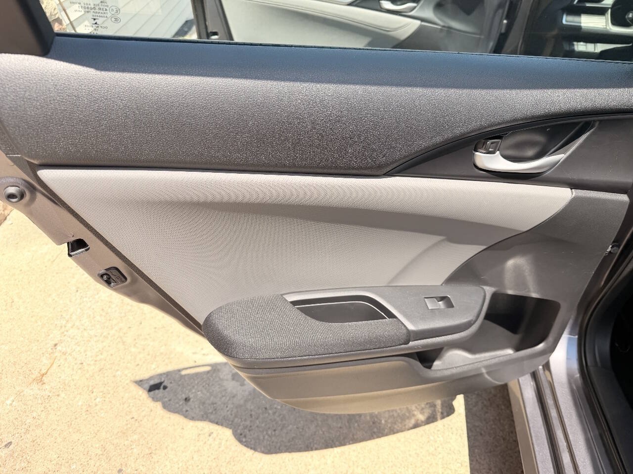 Used 2020 Honda Civic EX image 13