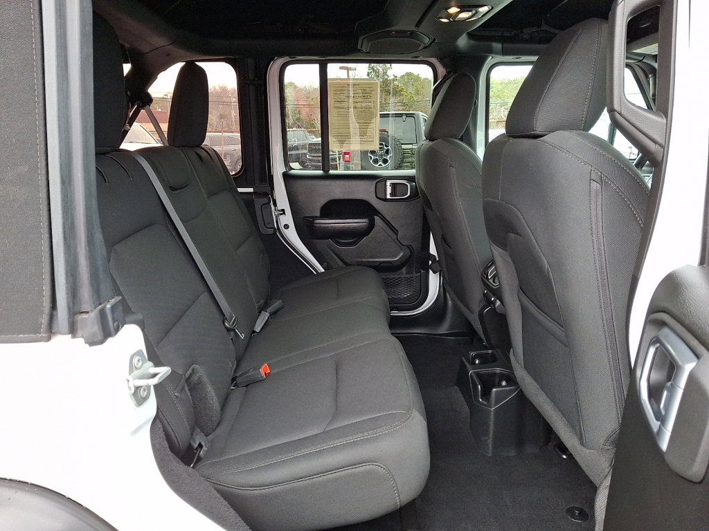 Used 2022 Jeep Wrangler Unlimited Sport image 14