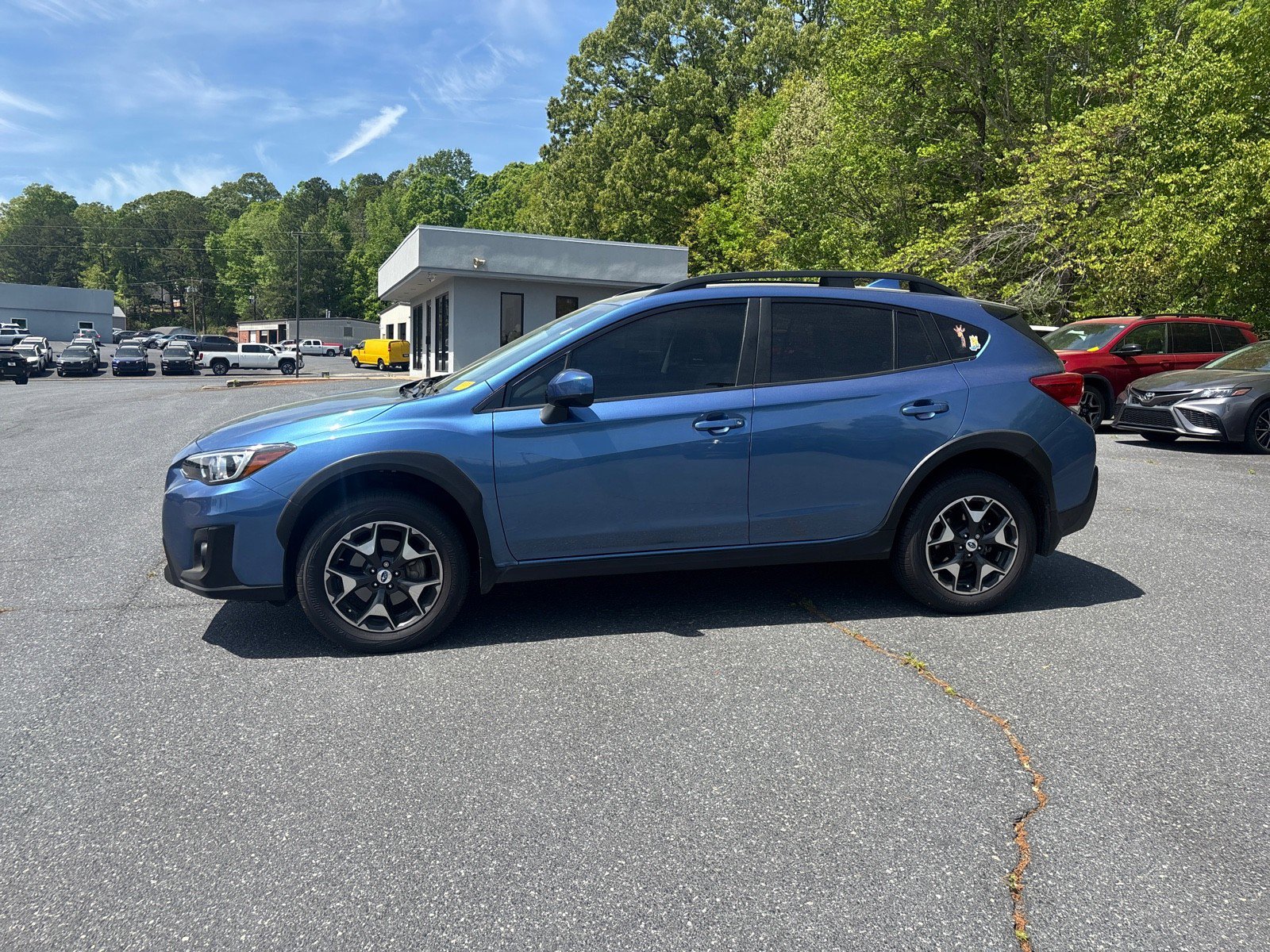Used 2018 Subaru Crosstrek 2.0i Premium image 3