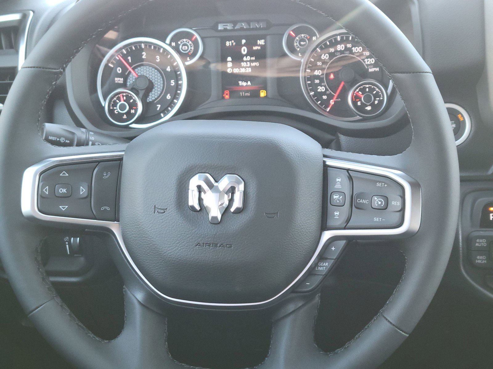 New 2025 RAM 1500 Big Horn AWD/4WD image 29