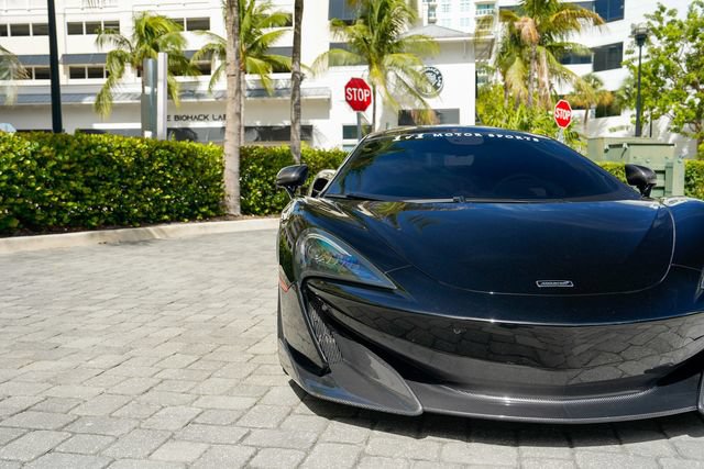 Used 2019 McLaren 600LT RWD image 6