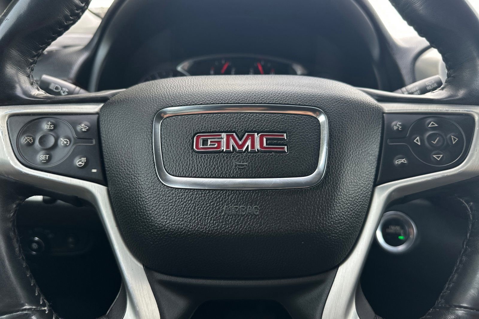 Used 2018 GMC Terrain SLT w/ Preferred Package image 25