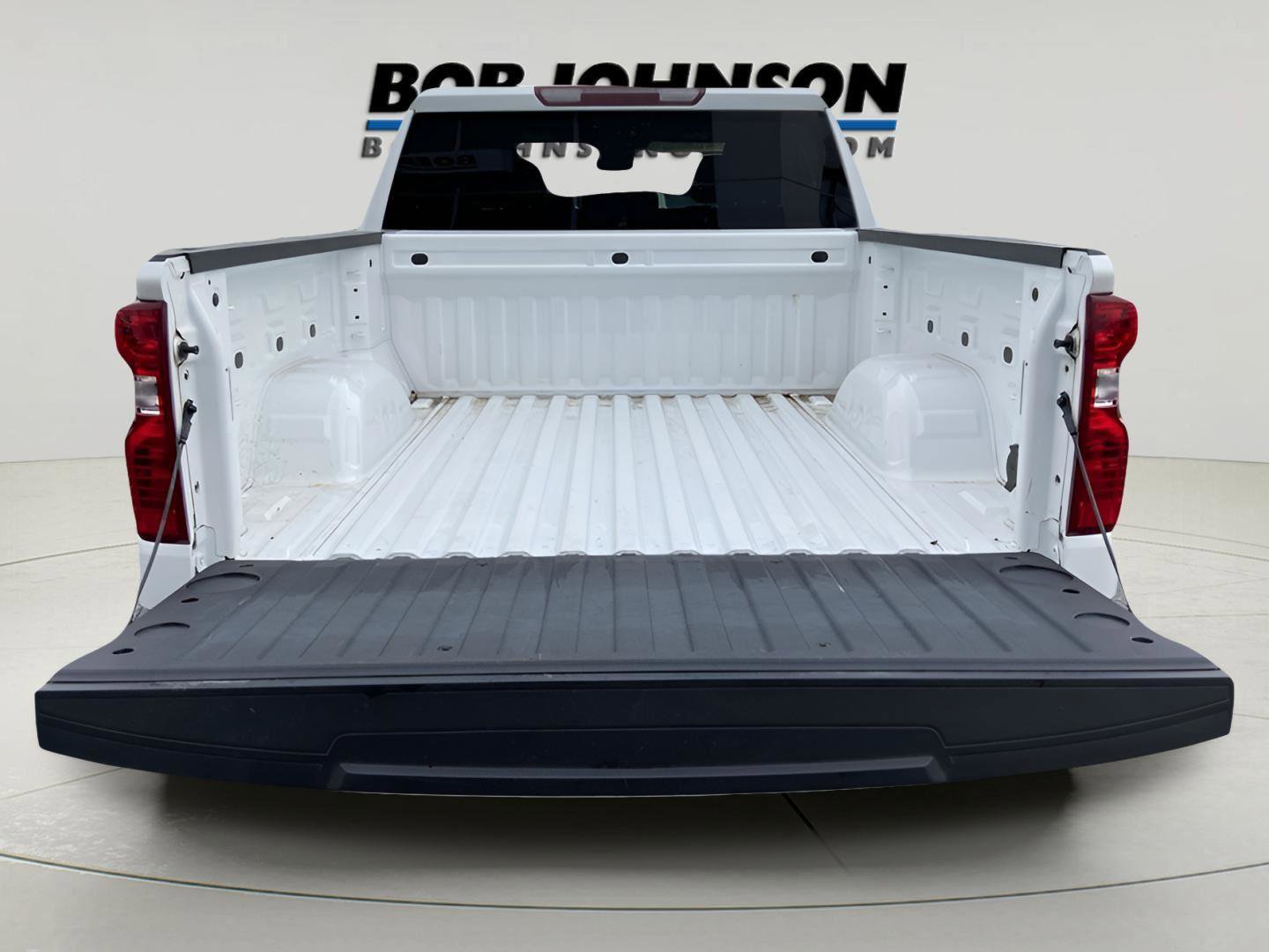 Used 2024 Chevrolet Silverado 1500 LT image 11