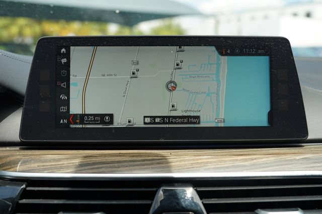 Used 2018 BMW 540i w/ M Sport Package RWD image 36