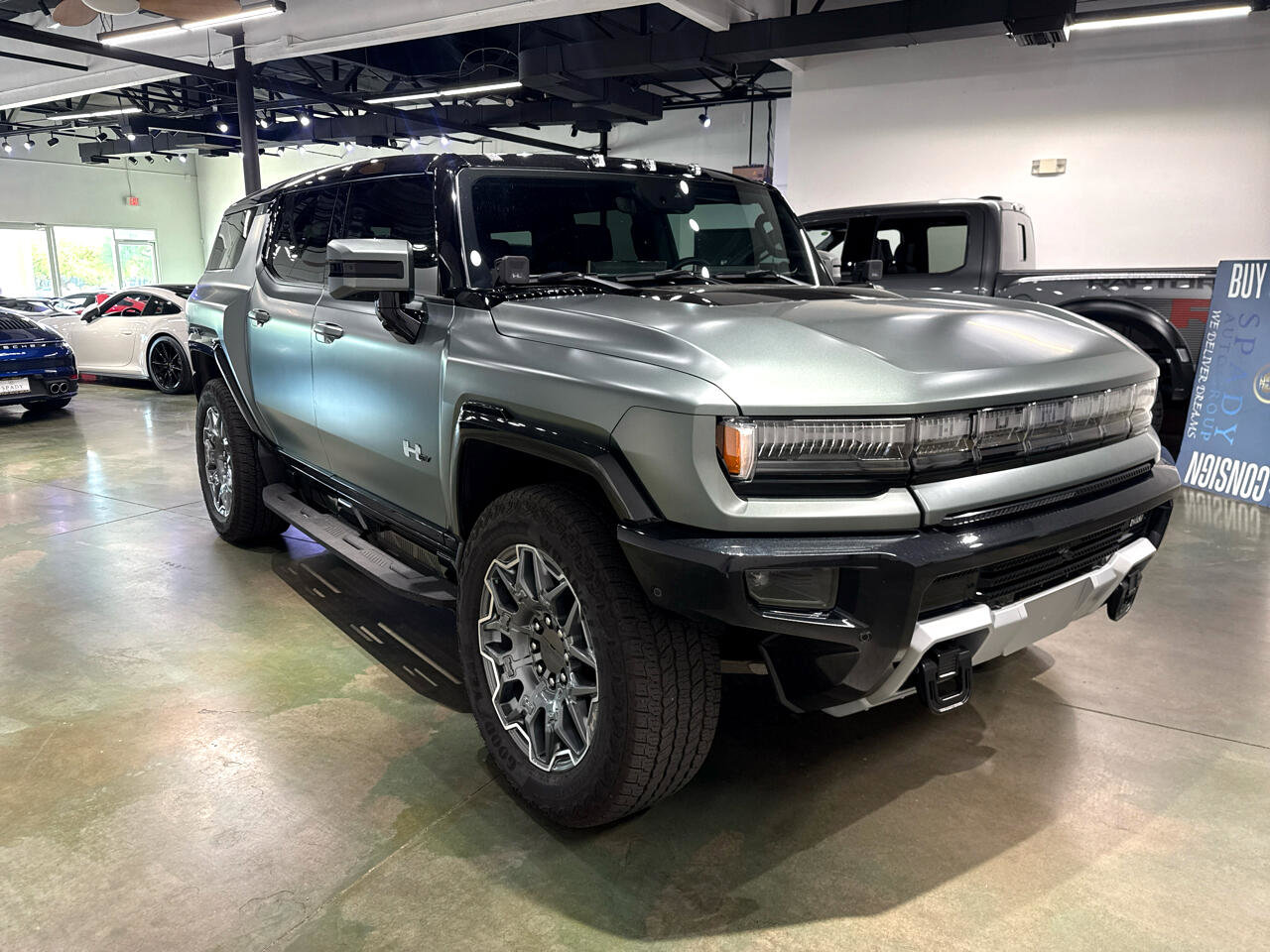 Used 2024 GMC Hummer EV 3X w/ LPO, Illumination Package image 12