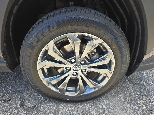 Used 2023 Toyota RAV4 Limited AWD/4WD image 12