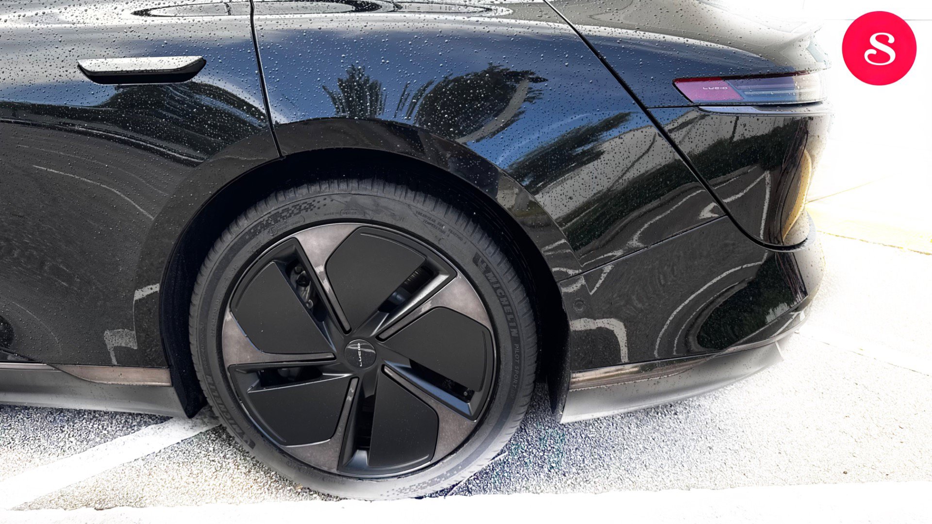 Used 2023 Lucid Air Touring AWD/4WD image 12