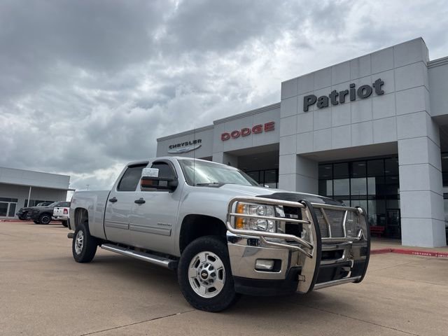Used 2013 Chevrolet Silverado 2500 LT w/ Interior Plus Package AWD/4WD image 3
