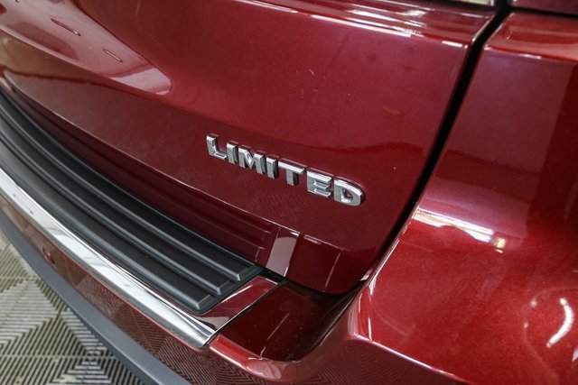 Used 2020 Jeep Grand Cherokee Limited w/ Luxury Group II image 11