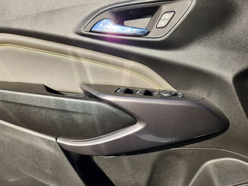 New 2026 Chevrolet Trax ACTIV image 24