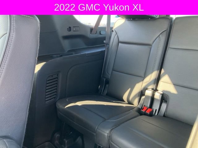Used 2022 GMC Yukon XL Denali w/ Denali Premium Package image 20