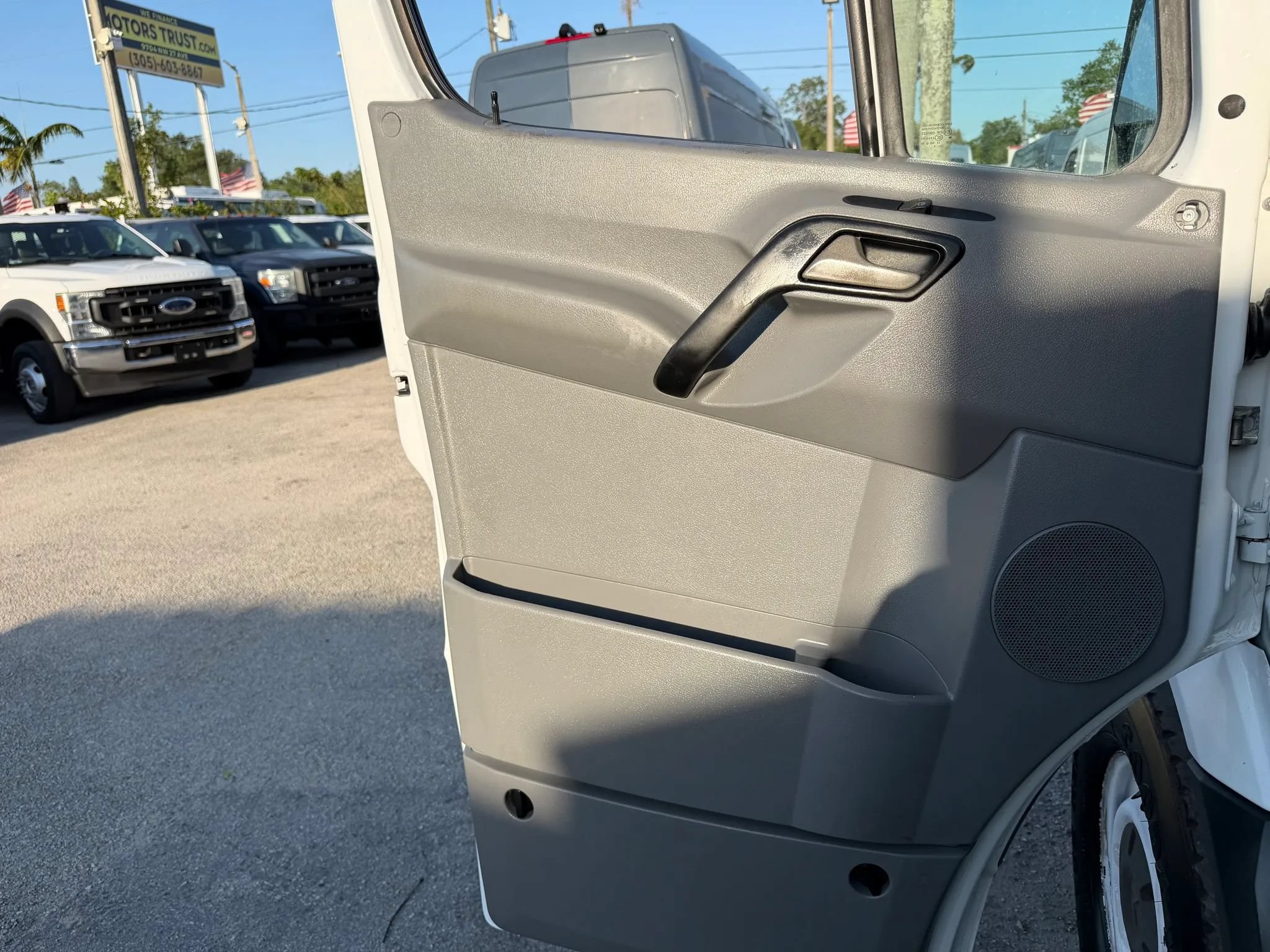 Used 2012 Mercedes-Benz Sprinter 2500 image 12