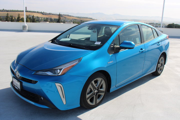 Certified 2022 Toyota Prius Limited image 6