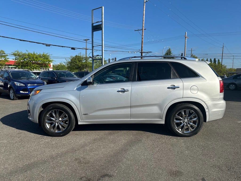 Used 2013 Kia Sorento SX w/ SX Premium Pkg AWD/4WD image 10