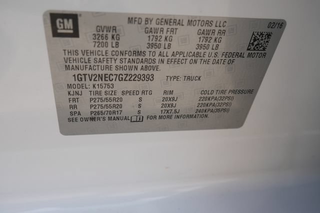 Used 2016 GMC Sierra 1500 SLT w/ All-Terrain Package AWD/4WD image 28