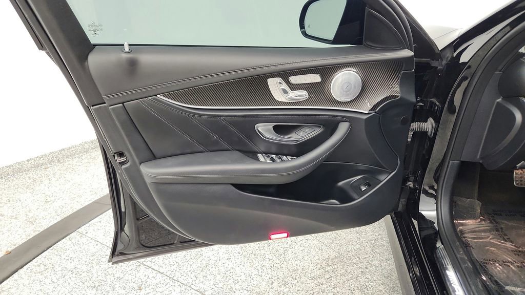 Used 2020 Mercedes-Benz E 63 AMG S image 27
