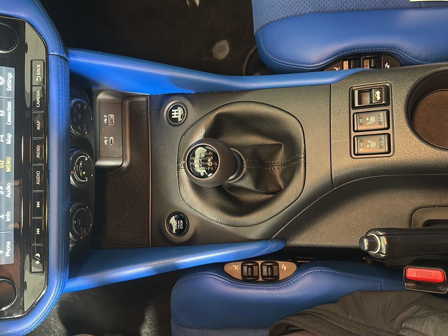 Used 2024 Nissan Z Performance w/ Floor Mat Package RWD image 17
