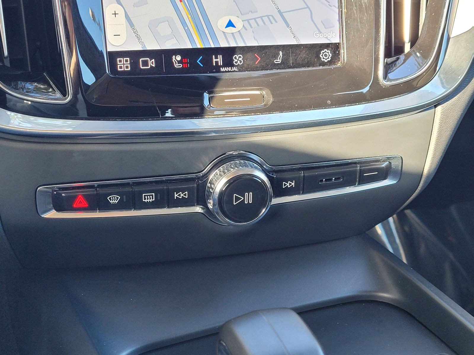 Used 2024 Volvo S60 B5 Core image 22