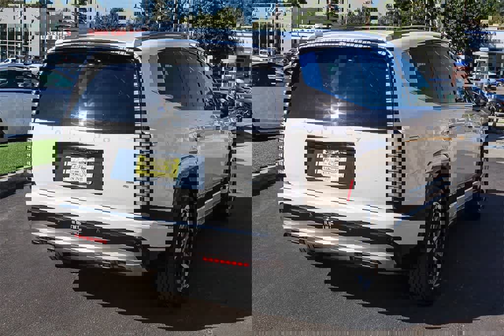 New 2026 Hyundai Ioniq 9 Limited image 4