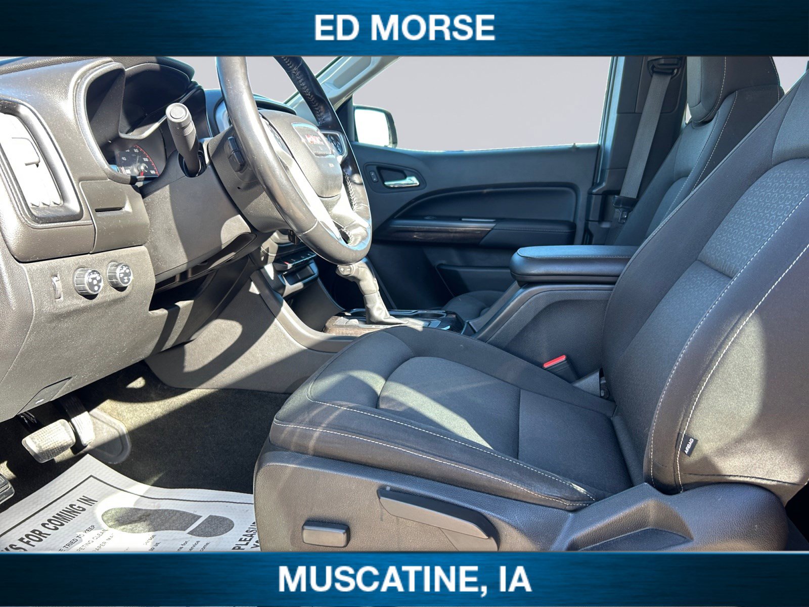 Used 2016 GMC Canyon SLE w/ SLE Convenience Package image 9