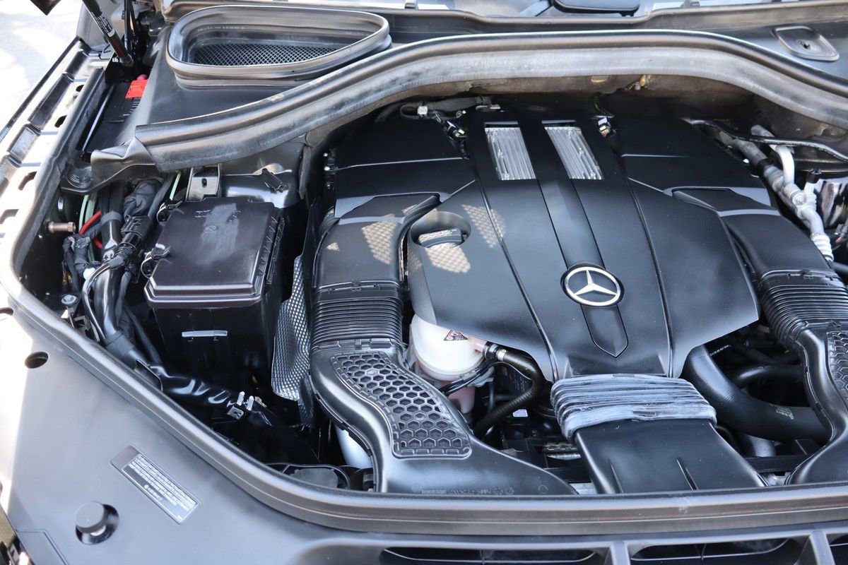 Used 2017 Mercedes-Benz GLS 450 4MATIC image 42
