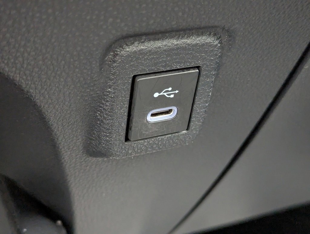 Used 2024 Toyota Corolla LE image 19