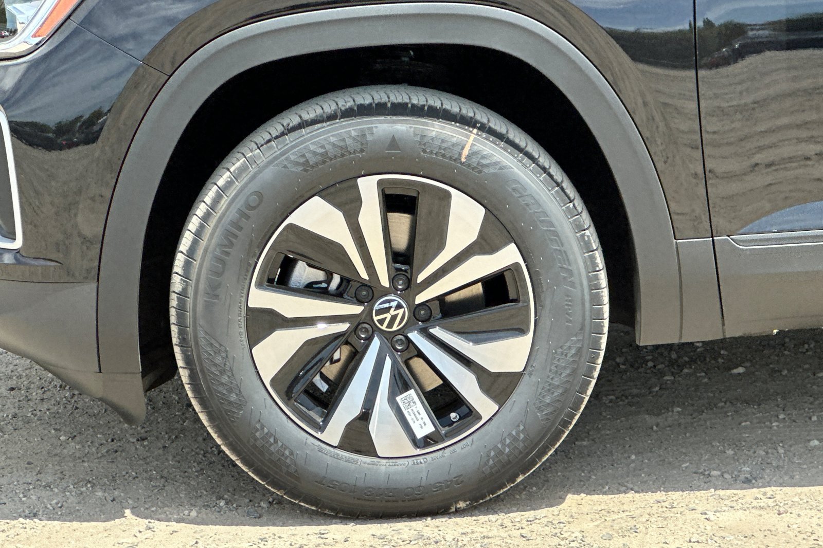 New 2026 Volkswagen Atlas SE FWD image 26