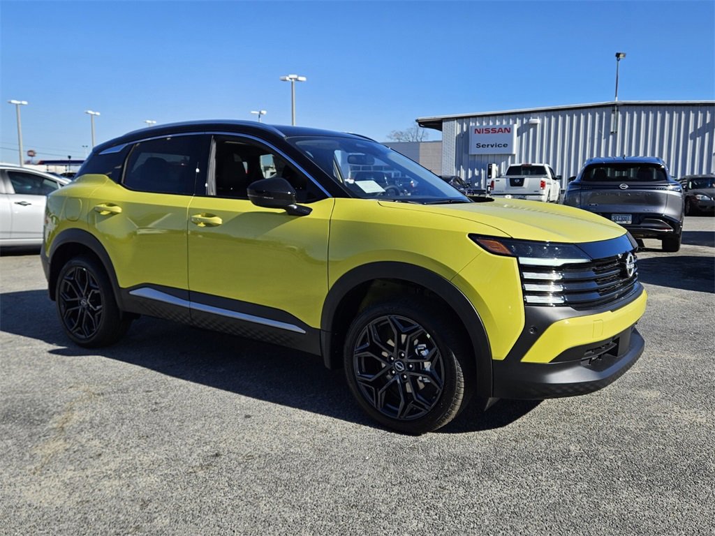 New 2026 Nissan Kicks SR image 16