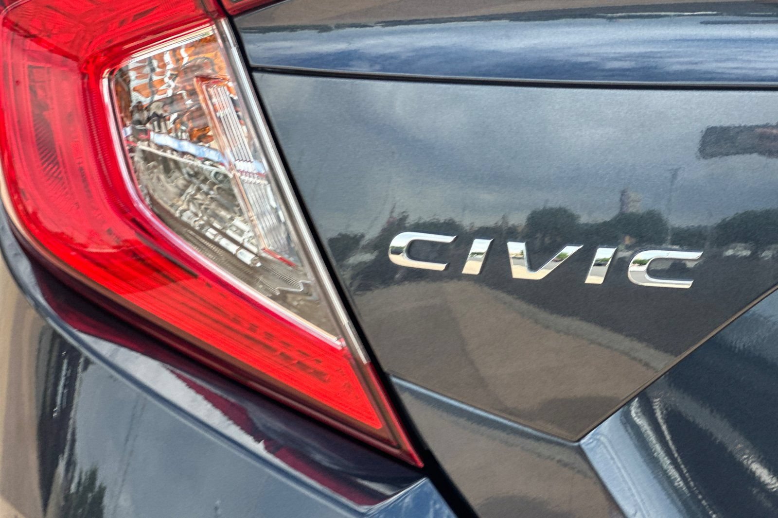 Used 2019 Honda Civic EX-L image 31