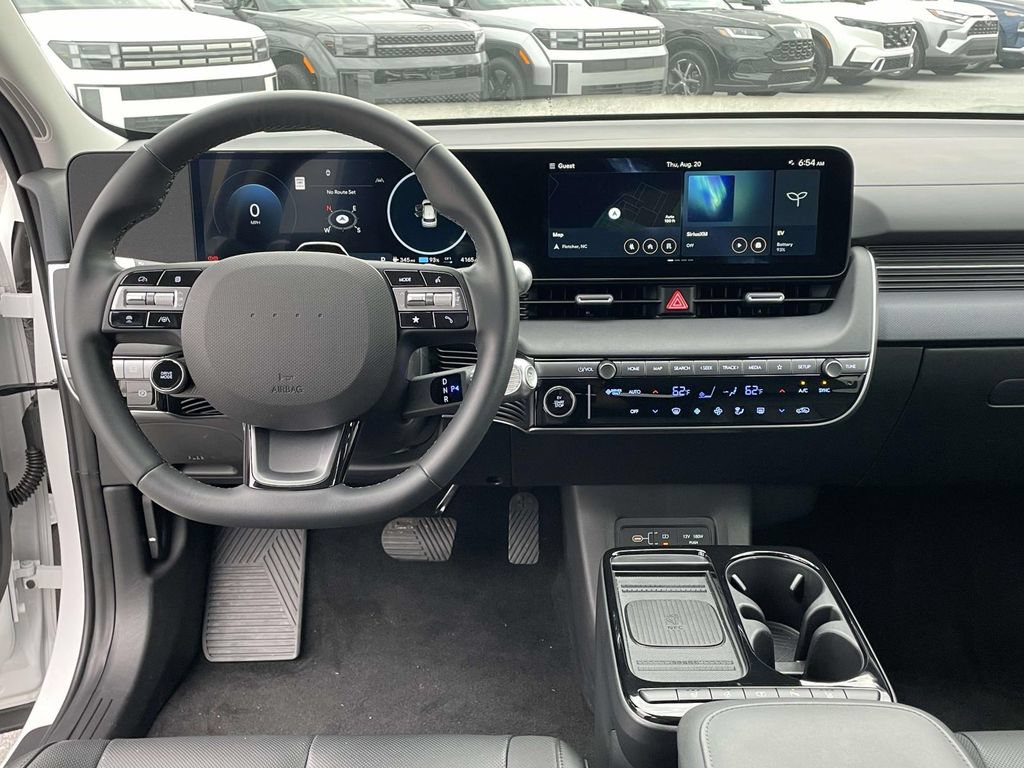 Certified 2025 Hyundai Ioniq 5 SEL RWD image 4